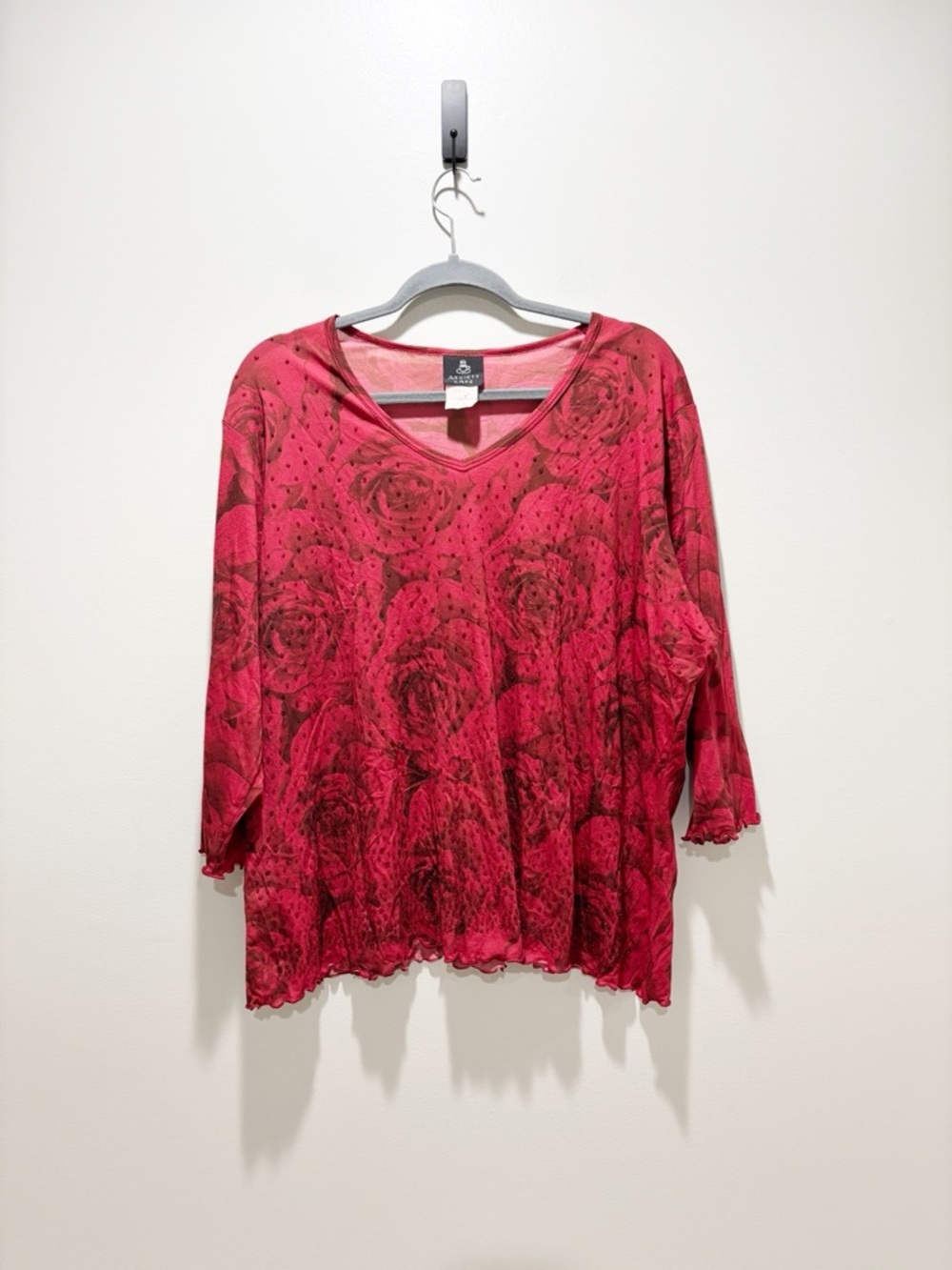 Anxiety Rose Women's Red Rose-Print V-Neck Beaded Vintage Blouse Lettuce Trim